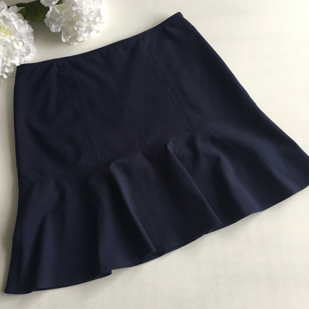 WHITE HOUSE BLACK MARKET Navy peplum skirt Size 12